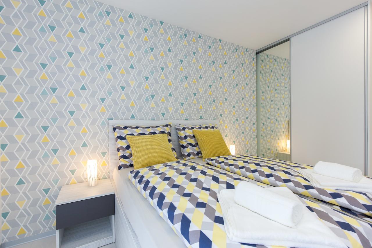 Orfeo Apartment Кърк Екстериор снимка
